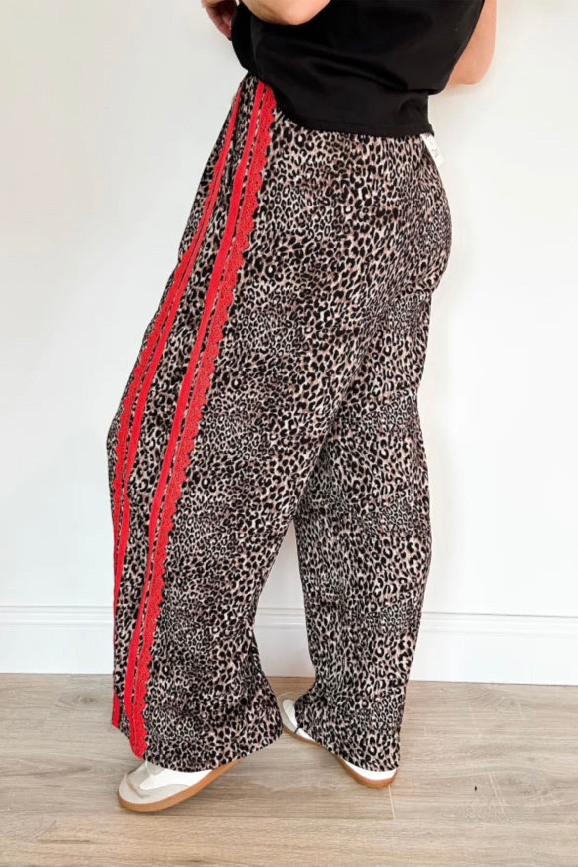Leopard Print Drawstring Pant