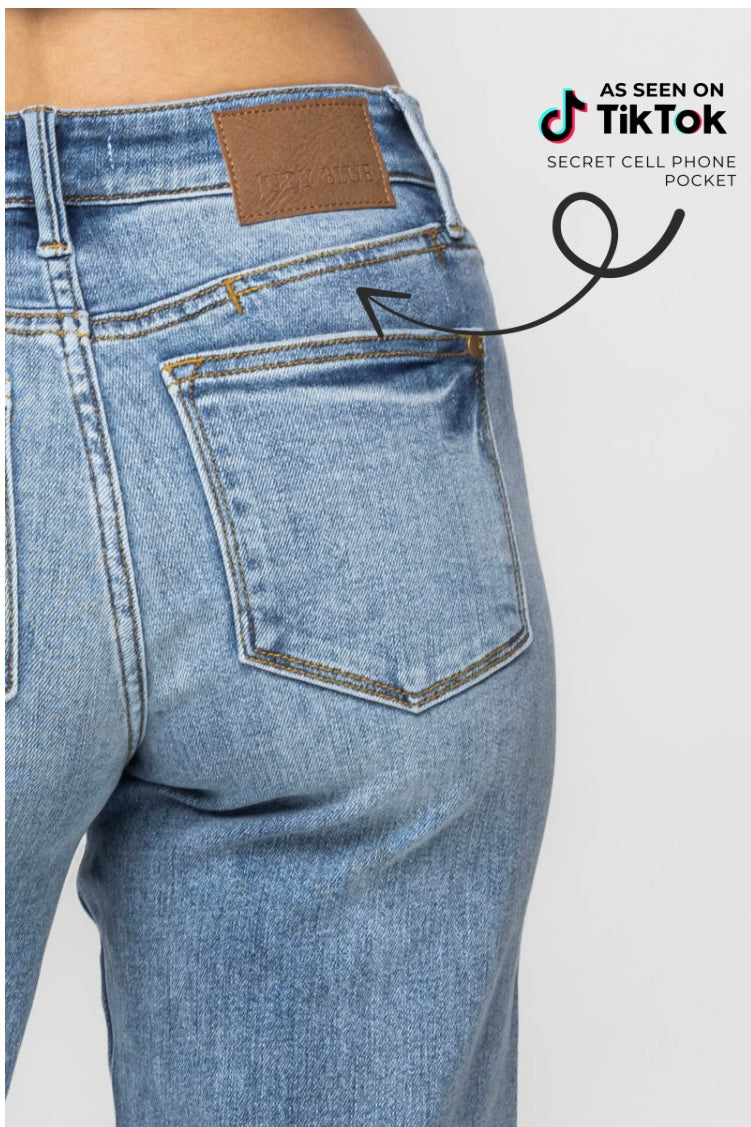 Judy Blue Mid Rise Dad Jean