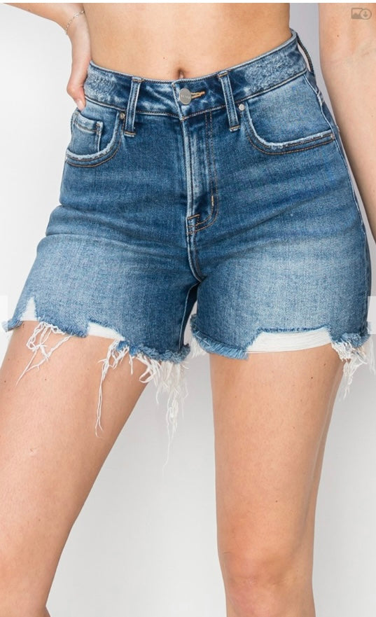 Risen Slighty Distressed Short